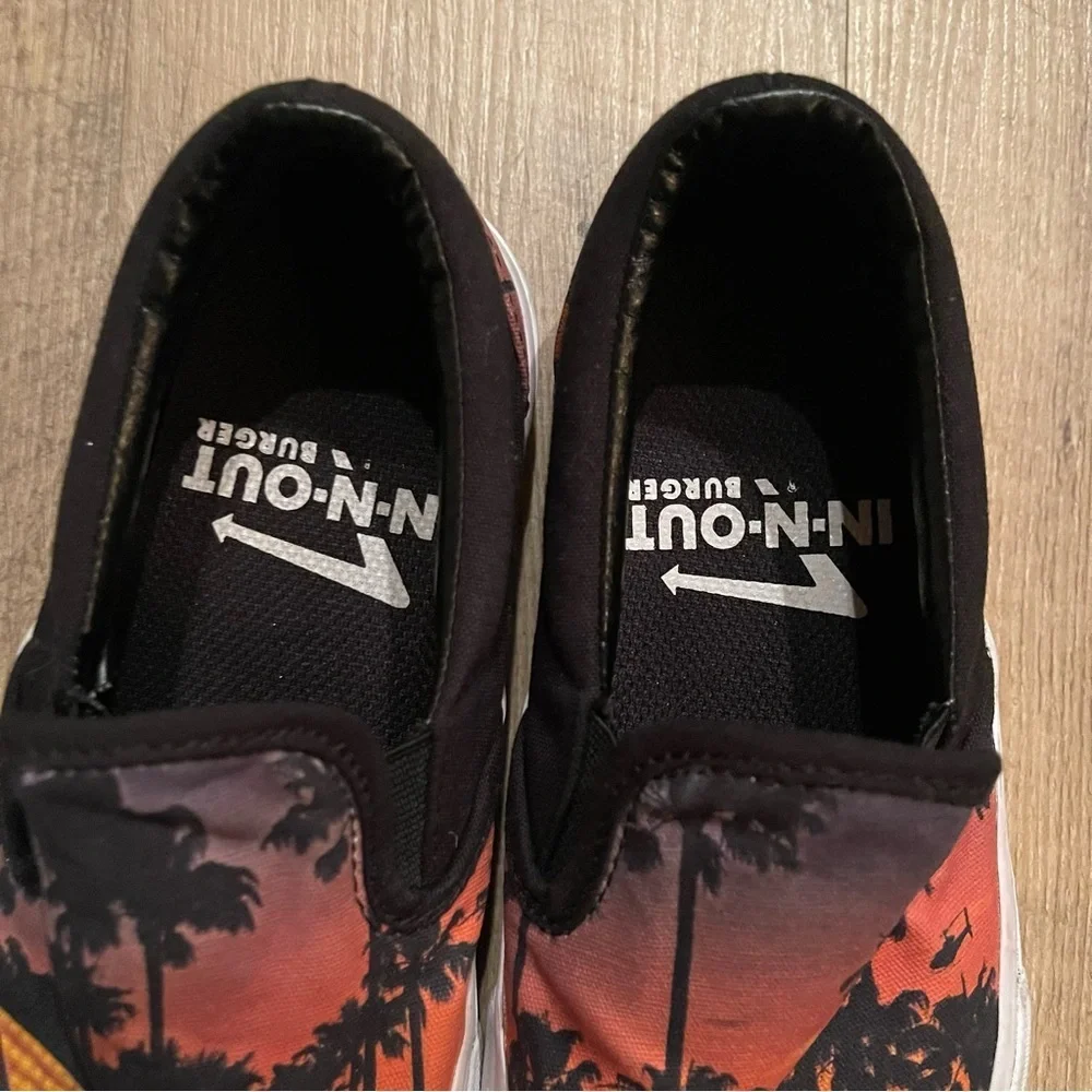 In-N-Out Burger Collection California Dreaming Slip On Shoes - Picture 8 of 10